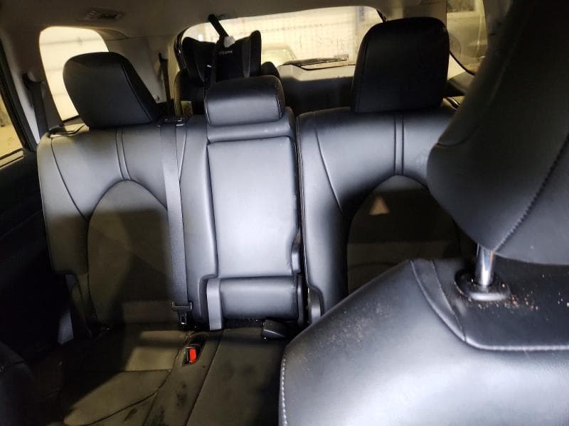 2024 TOYOTA GRAND HIGHLANDER XLE 10