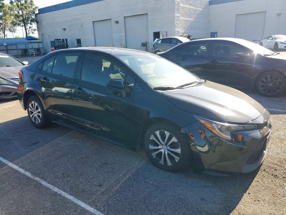 2022 TOYOTA COROLLA LE 4