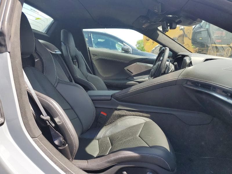 2025 CHEVROLET CORVETTE STINGRAY 3LT 10