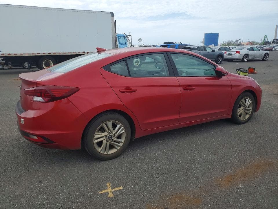 2020 HYUNDAI ELANTRA SEL 3