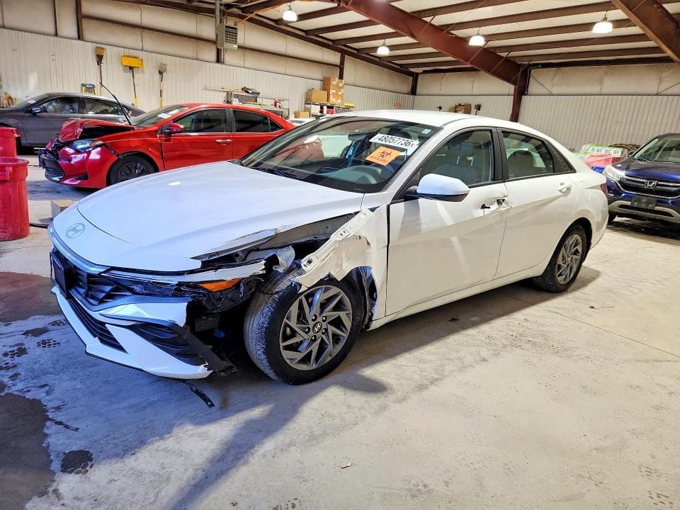 2024 HYUNDAI ELANTRA SEL - 1