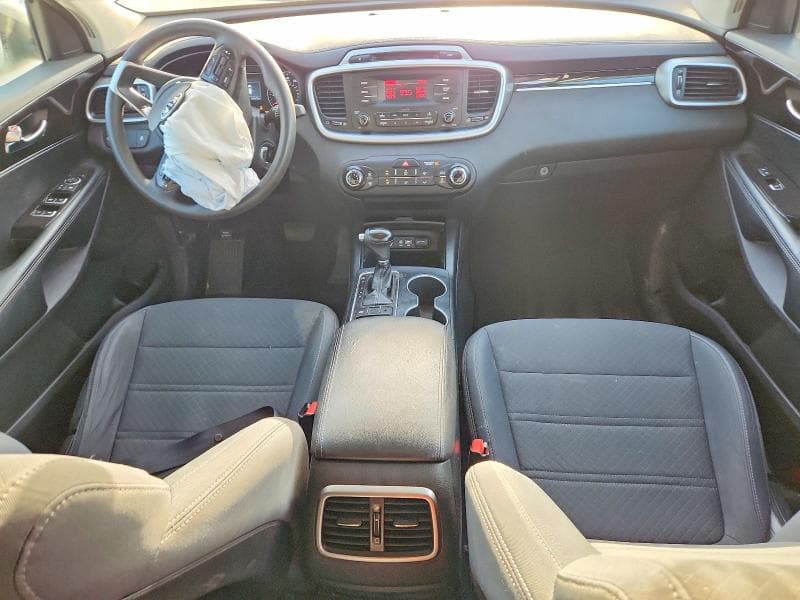 2017 KIA SORENTO L 8