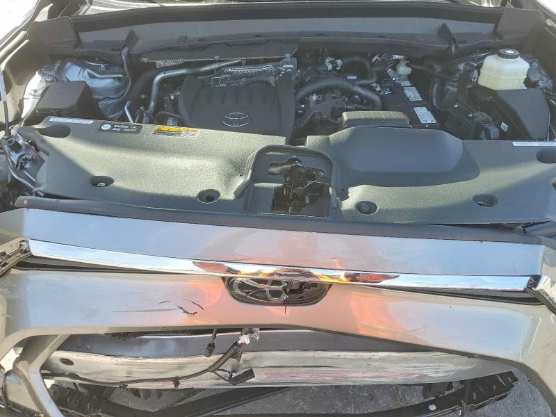 2026 TOYOTA GRAND HIGHLANDER PLATINUM 12