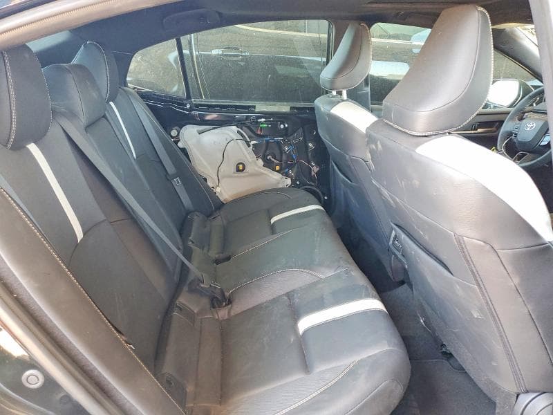 2025 TOYOTA CAMRY SE 10