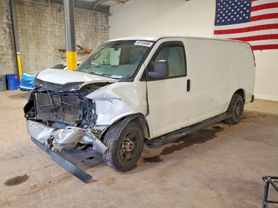 2017 GMC SAVANA G2500 - 1