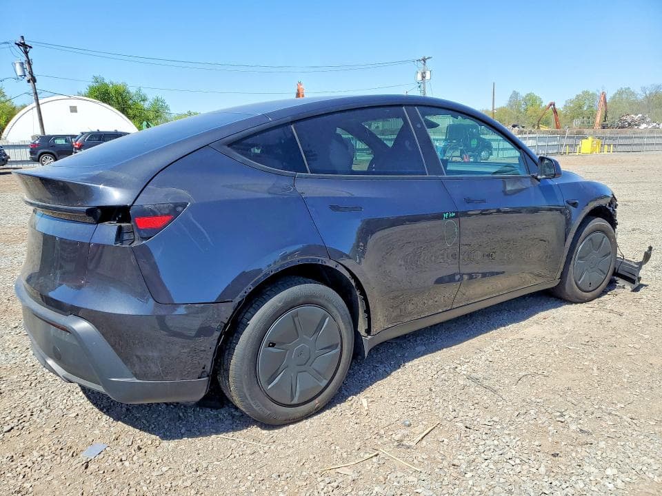 2026 TESLA MODEL Y 3