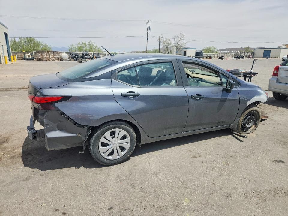 2023 NISSAN VERSA S 3