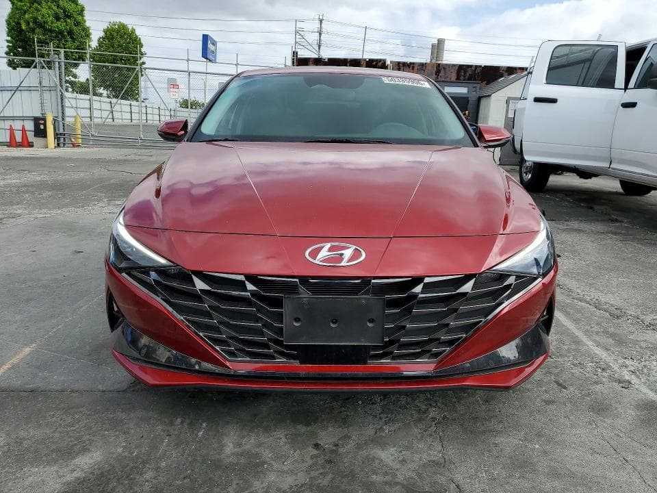 2023 HYUNDAI ELANTRA LIMITED 10