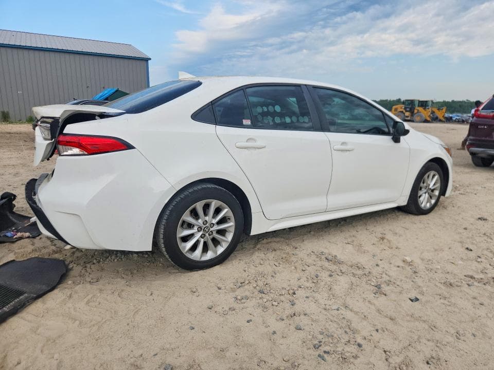 2020 TOYOTA COROLLA LE 3