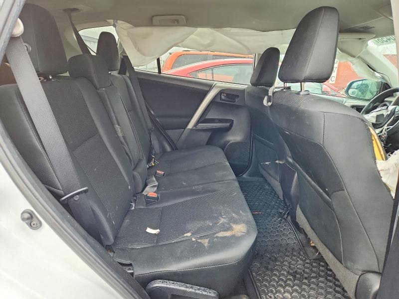 2018 TOYOTA RAV4 LE 11