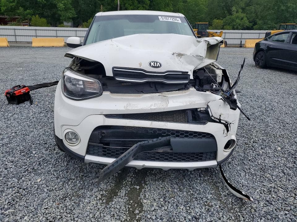 2017 KIA SOUL + 5