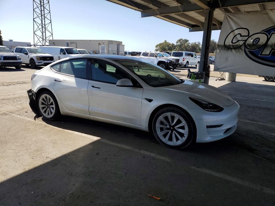 2023 TESLA MODEL 3 4