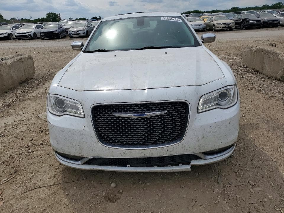 2017 CHRYSLER 300C 5