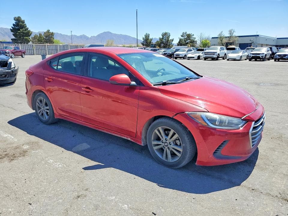 2018 HYUNDAI ELANTRA SEL 4