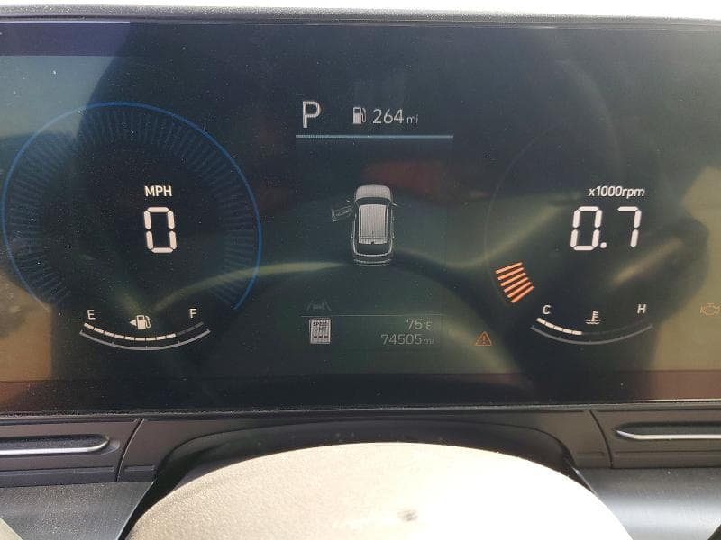 2024 HYUNDAI KONA SEL 9
