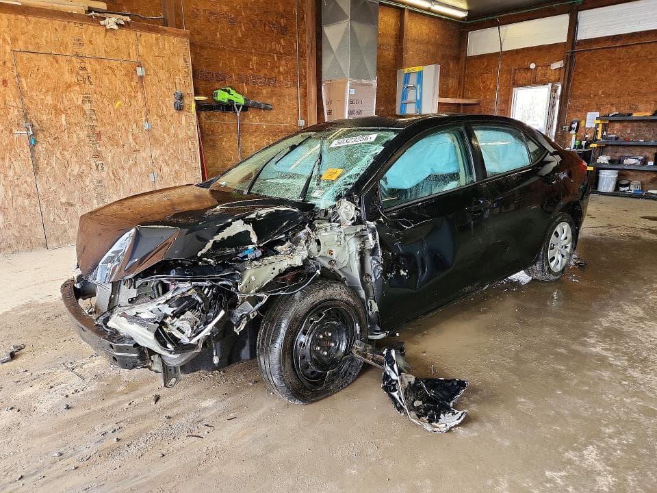 2016 TOYOTA COROLLA