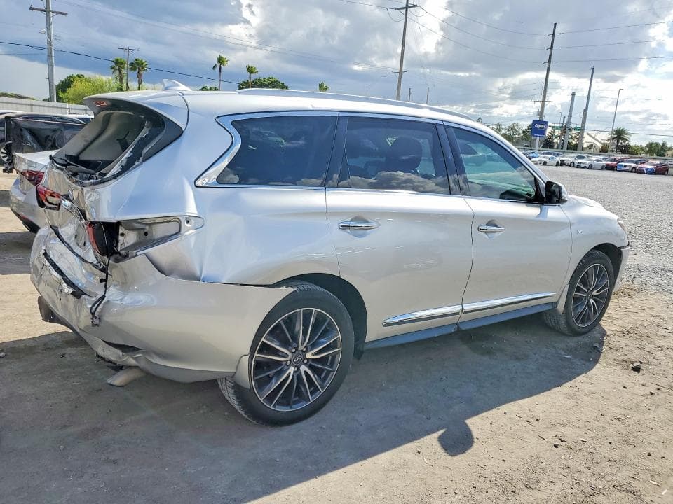 2019 INFINITI QX60 LUXE 3