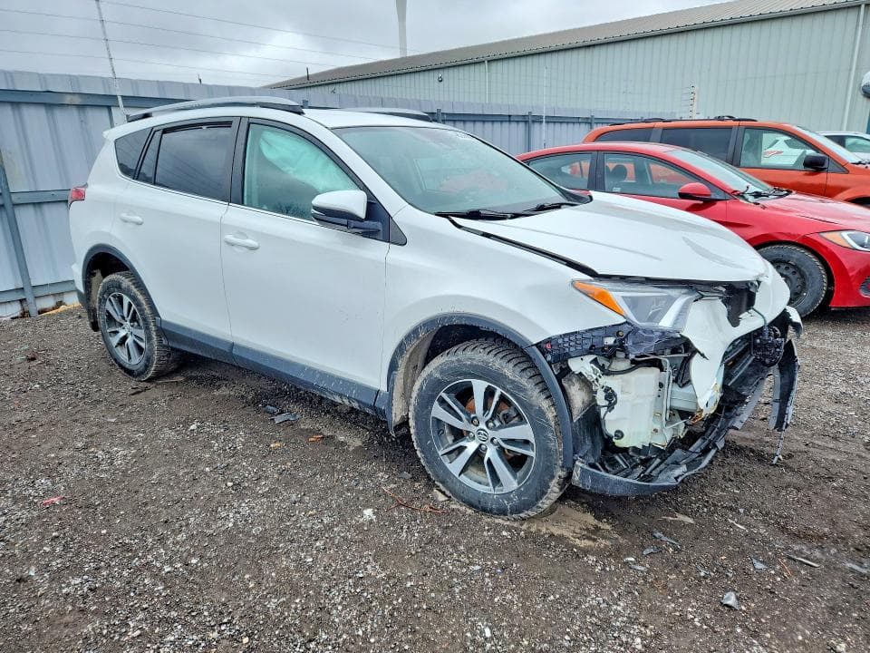 2018 TOYOTA RAV4 LE 4