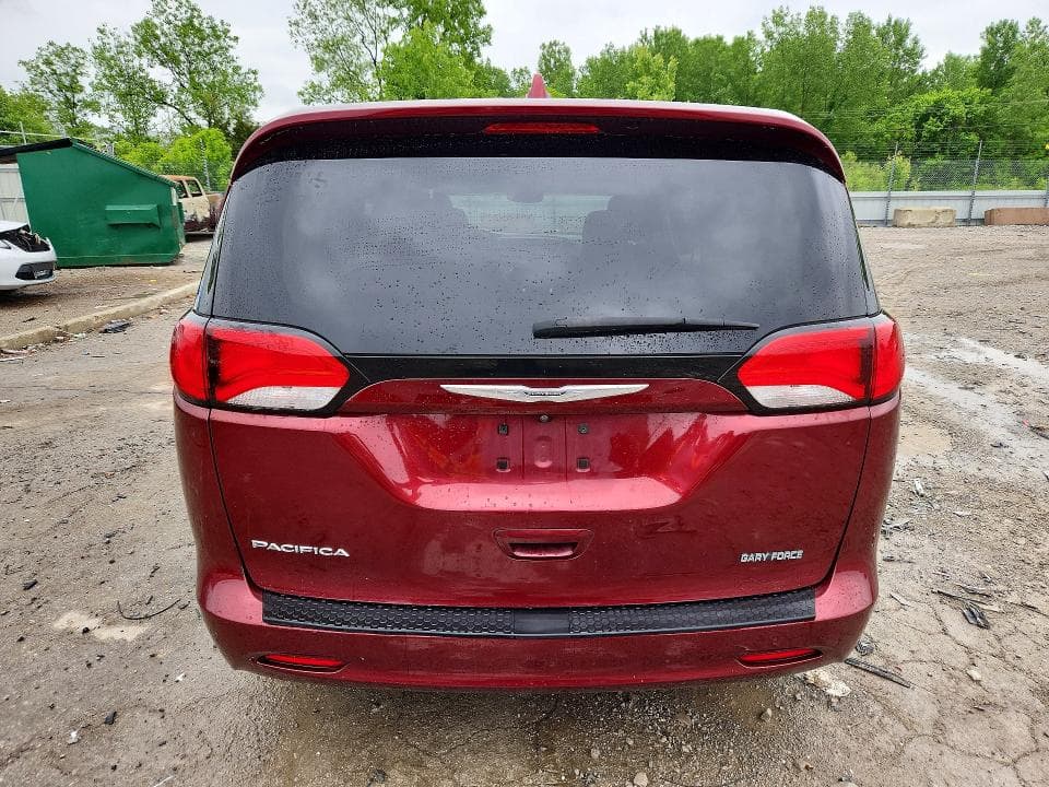 2017 CHRYSLER PACIFICA TOURING 12