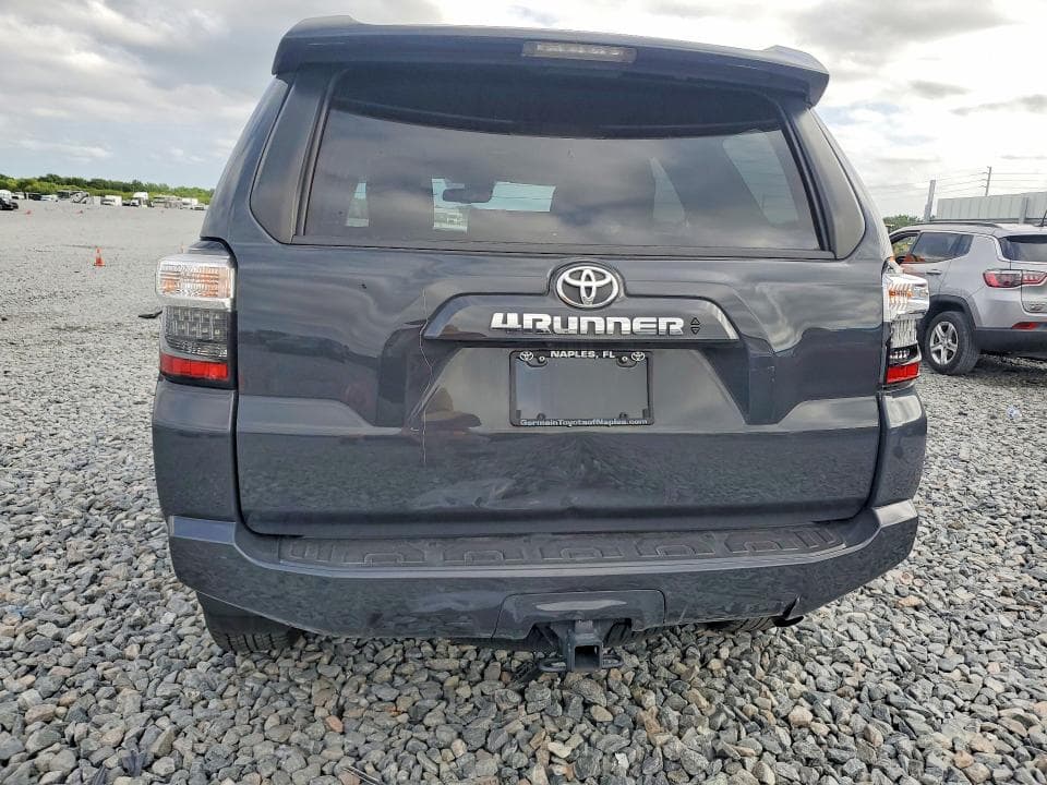 2024 TOYOTA 4RUNNER SR5 PREMIUM 6