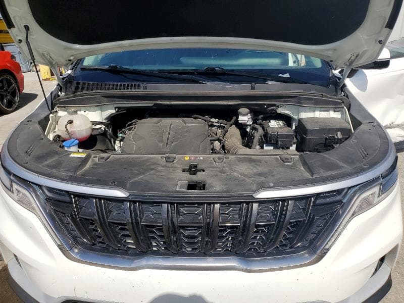 2023 KIA CARNIVAL LX 12