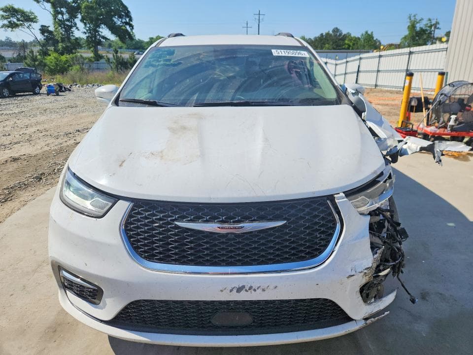 2022 CHRYSLER PACIFICA TOURING L 5