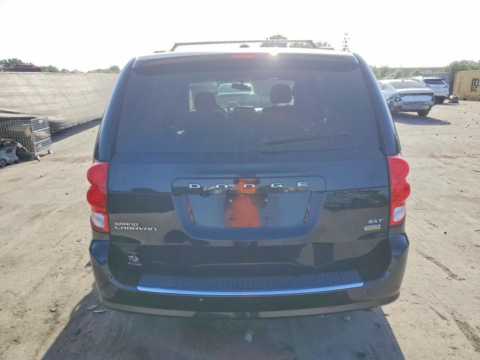 2018 DODGE GRAND CARAVAN SXT 6