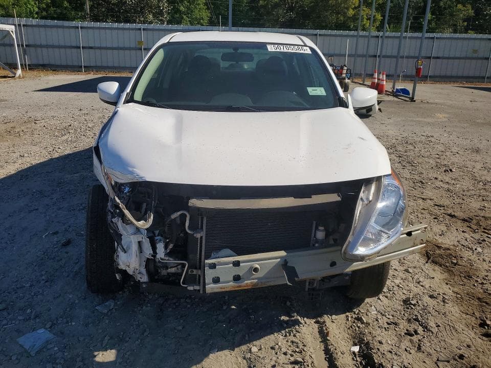 2018 NISSAN VERSA S 5