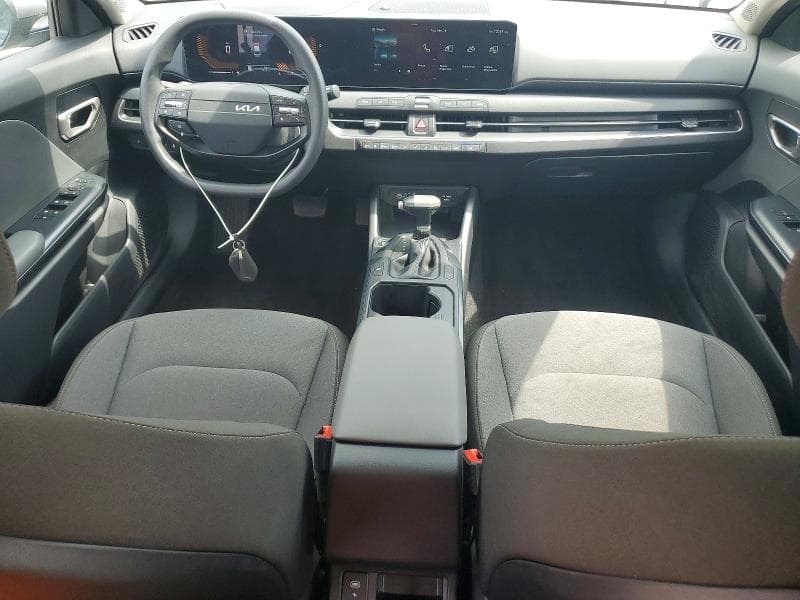 2025 KIA K4 LXS 8