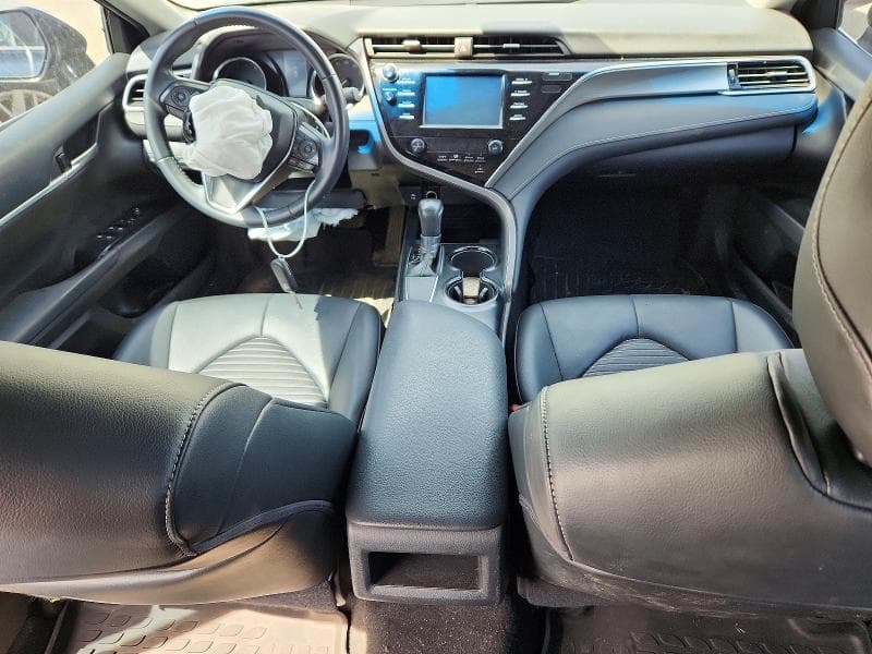 2018 TOYOTA CAMRY SE 8