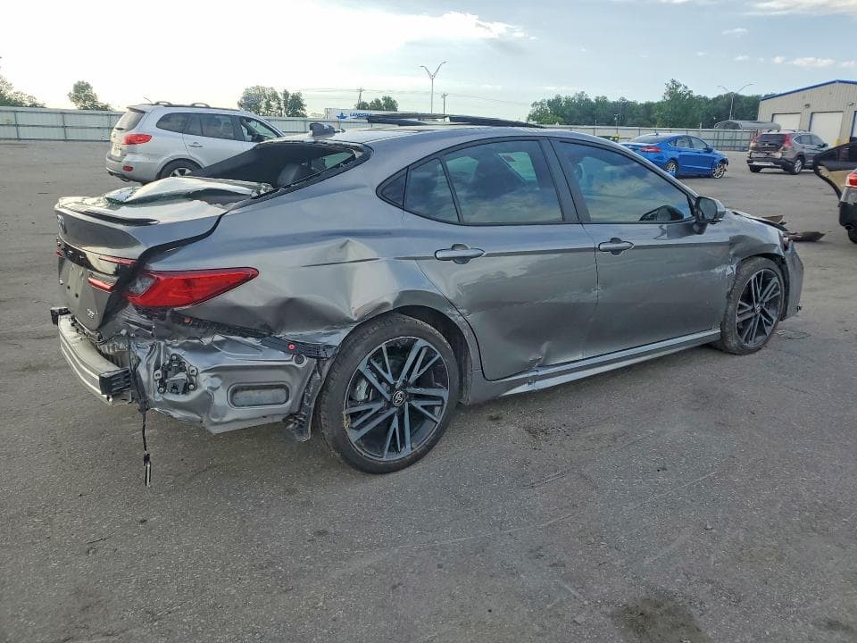 2026 TOYOTA CAMRY XSE 3