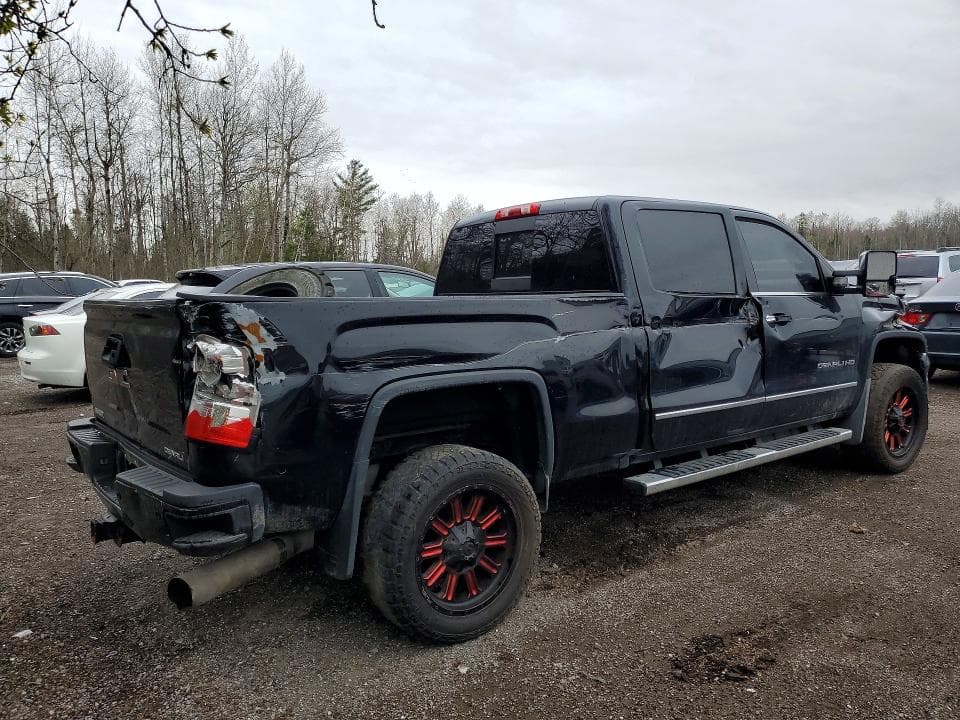 2018 GMC SIERRA K2500 DENALI 3