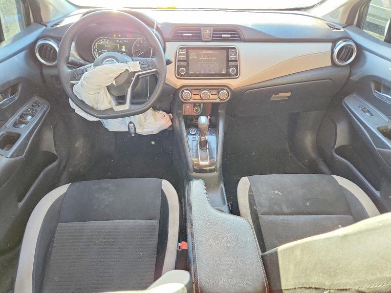 2021 NISSAN VERSA SV 8