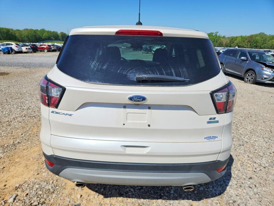 2017 FORD ESCAPE SE 6