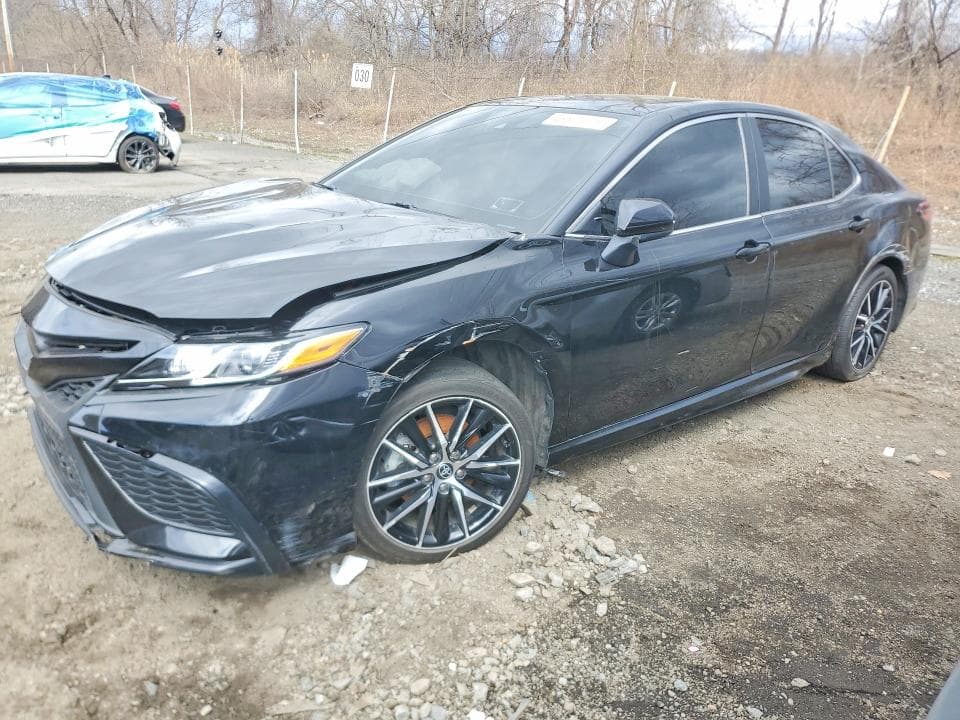 2023 TOYOTA CAMRY FWD  HYBRID 4D SE