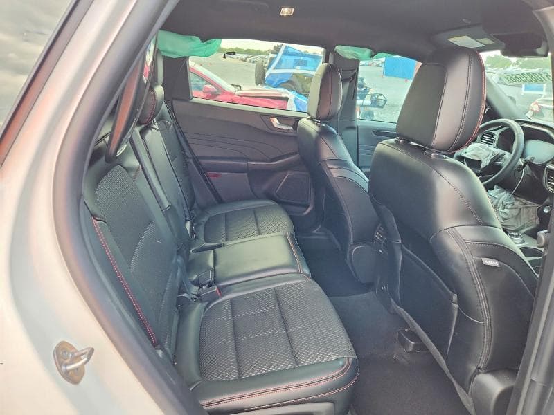 2024 FORD ESCAPE ST LINE 10