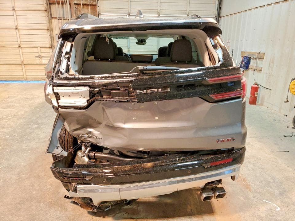 2026 GMC ACADIA DENALI 6