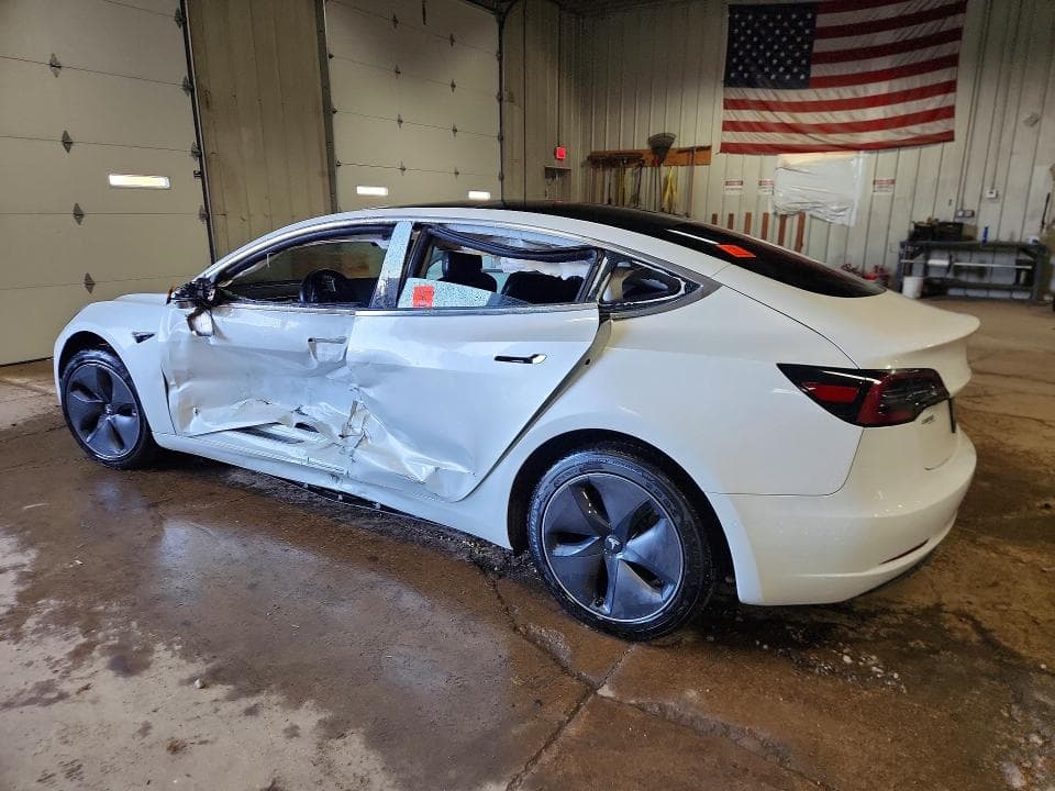 2020 TESLA MODEL 3 2