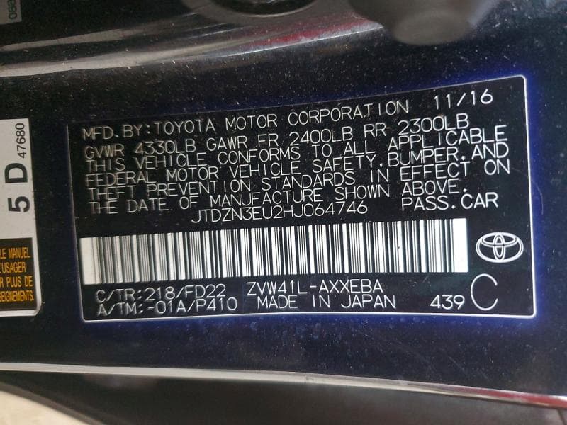 2017 TOYOTA PRIUS V TWO 12