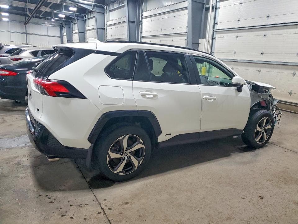 2021 TOYOTA RAV4 PRIME SE 3