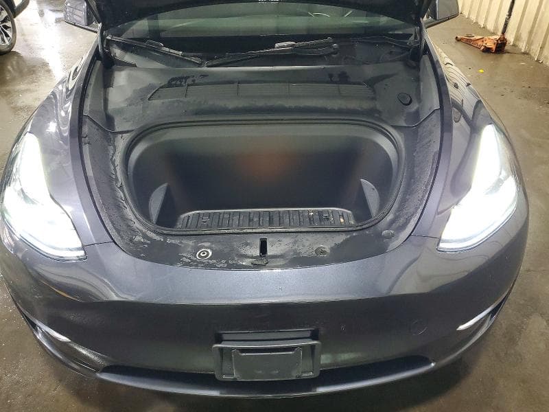 2024 TESLA MODEL Y 11