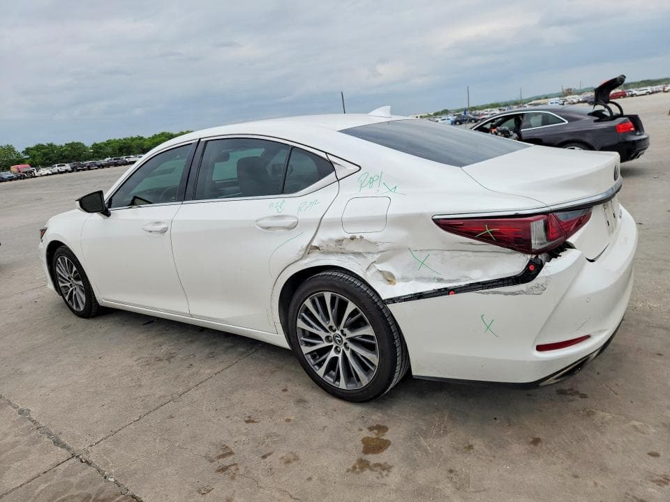 2019 LEXUS ES 350 LUXURY 2
