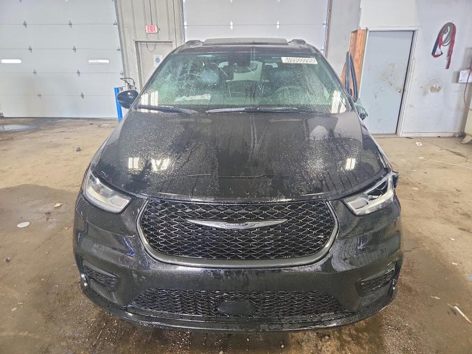 2025 CHRYSLER PACIFICA LIMITED 5