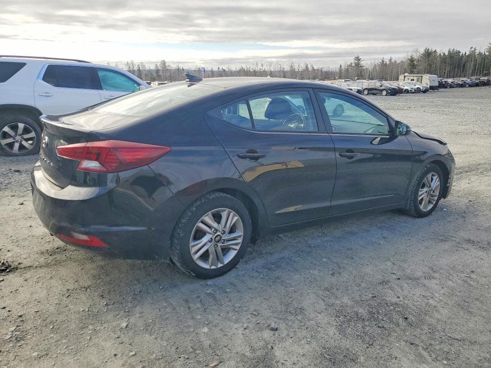 2020 HYUNDAI ELANTRA PREFERRED 4D 3
