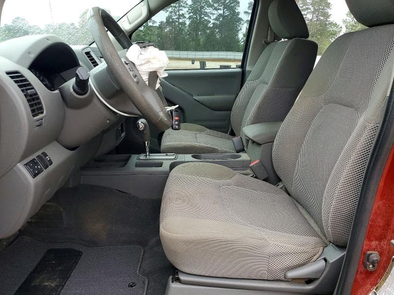 2019 NISSAN FRONTIER 7