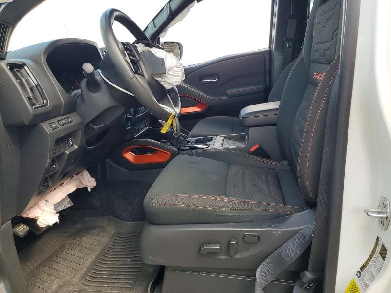 2025 NISSAN FRONTIER PRO-4X 7