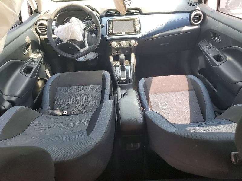 2025 NISSAN VERSA SV 8