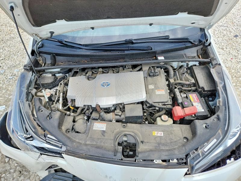 2020 TOYOTA PRIUS LE 11