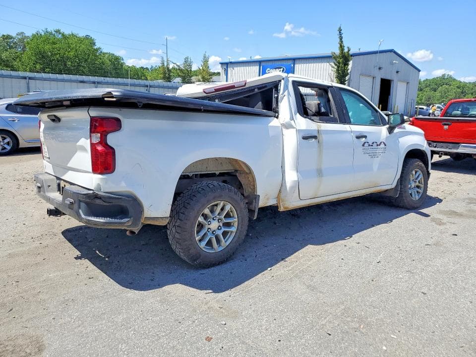 2023 CHEVROLET SILVERADO K1500 3