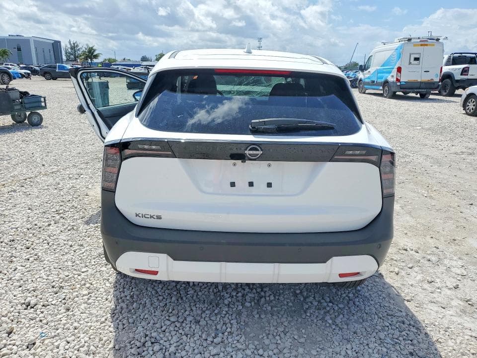 2025 NISSAN KICKS SV 6